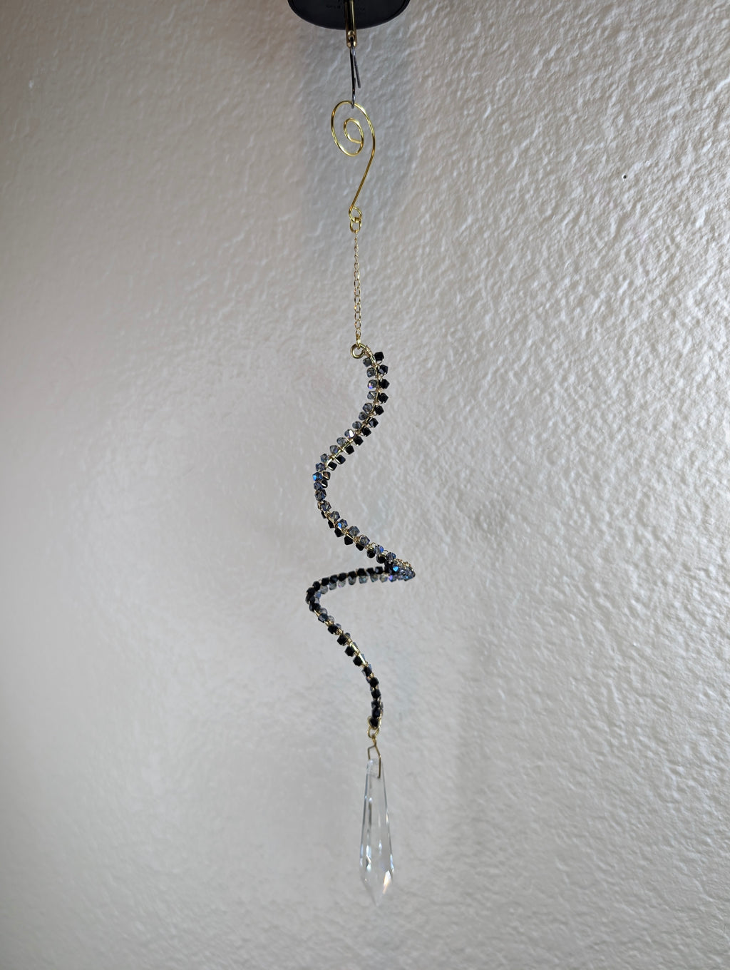Gold Twist Suncatcher uncatcher