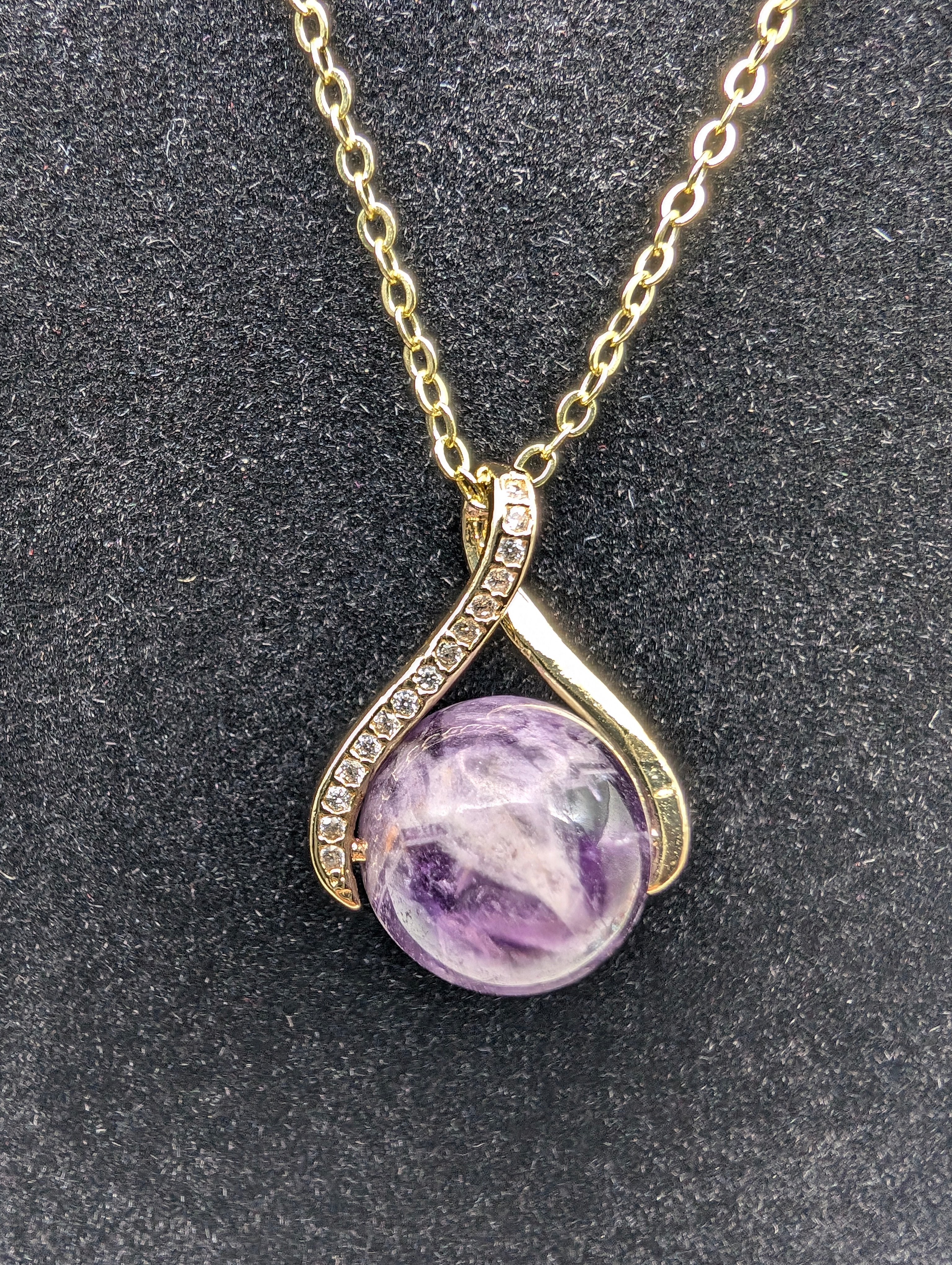 Gold Sage Amethyst Necklace