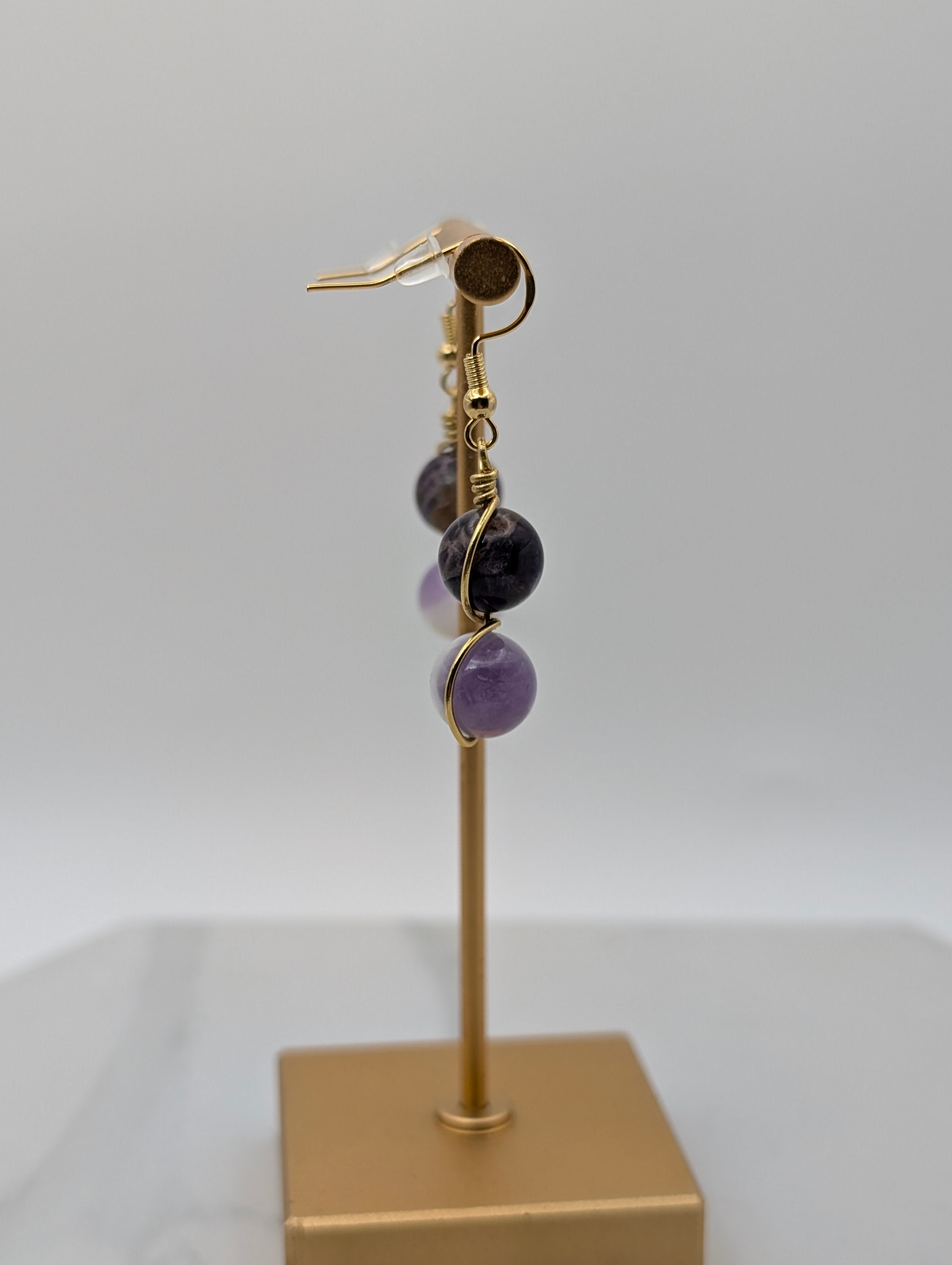 Sage Amethyst Gold Earrings